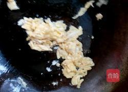 丝瓜炒鸡蛋的做法图解4