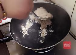 青椒炒虾仁的做法图解3