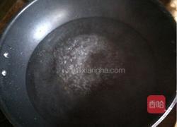 猪肉蕃茄汤的做法图解3