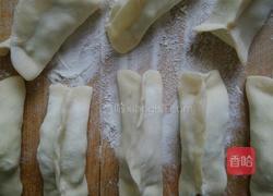 锅贴的做法图解4