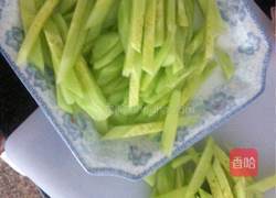 黄瓜炒猪肝的做法图解1