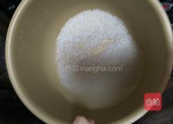 瘦肉南瓜粥的做法图解4