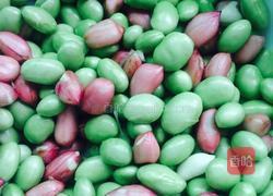 毛豆花生炖鸭腿的做法图解3