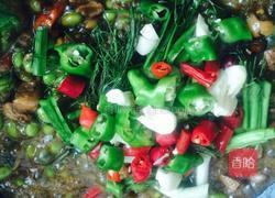 毛豆花生炖鸭腿的做法图解10