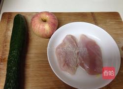 茄汁苹果鸡丁的做法图解1