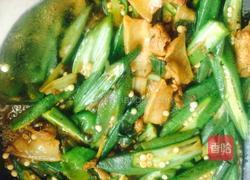 秋葵小炒肉的做法图解6