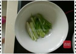 犍孑肉炒扁豆角的做法图解3