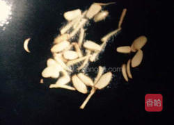 鸡胗炒尖椒（原创）的做法图解3