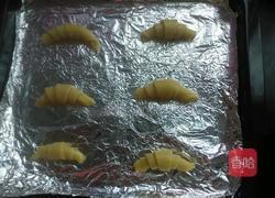 面包处女秀之牛角包的做法图解7