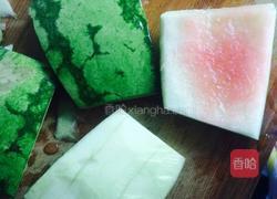 清炒西瓜皮的做法图解1