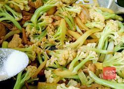 煸炒有机花菜的做法图解6
