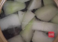 冬瓜薏米骨头汤的做法图解3