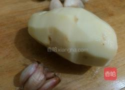 家常腩肉炆土豆的做法图解1