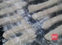 油条的做法图解4