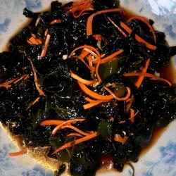 凉拌裙带菜的做法[图]