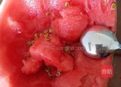 凉拌西瓜皮的做法图解1