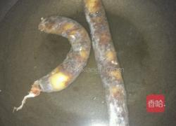 川味香肠炒辣椒的做法图解3