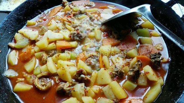土豆烧鸡