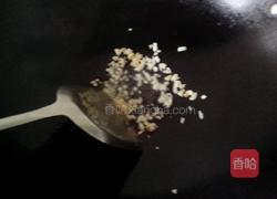 磨菇焖鸡肉的做法图解4