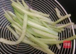 手抓腐皮卷的做法图解6