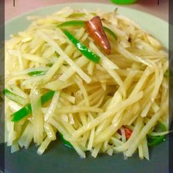 酸辣土豆丝（简易版）的做法[图]