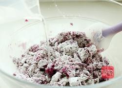 紫薯糯米芝麻球的做法图解3