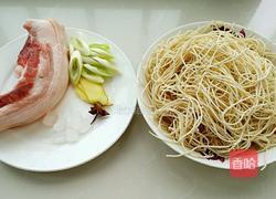 红烧肉豆角焖面的做法图解2