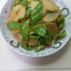 爆炒尖椒土豆片的做法[图]