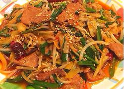 韭菜豆芽炒猪肝