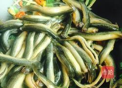 泥鳅炖豆腐的做法图解3