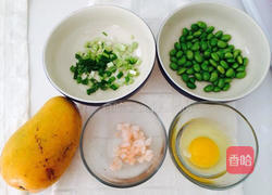 水果炒饭之 芒果的做法图解1