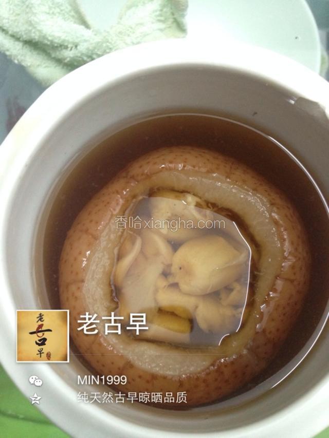 最后炖好，冰糖一点就好，雪梨本身就很甜