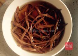 笋干老鸭汤的做法图解2