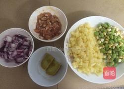 咖喱鸡肉炒饭的做法图解1