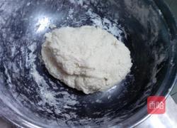 木耳韭菜鸡蛋包子的做法图解6