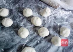 木耳韭菜鸡蛋包子的做法图解22