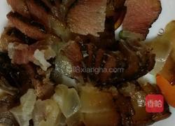 酸辣萝卜丝炒腊肉的做法图解1