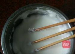 电饭煲做简单蛋糕的做法图解1