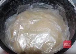 Illustration of how to make pumpkin milk-flavored steamed buns 11