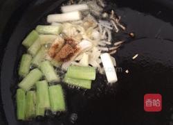 木耳炒鸡蛋的做法图解11