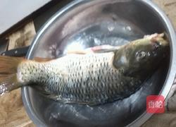 麻辣烤鱼的做法图解1