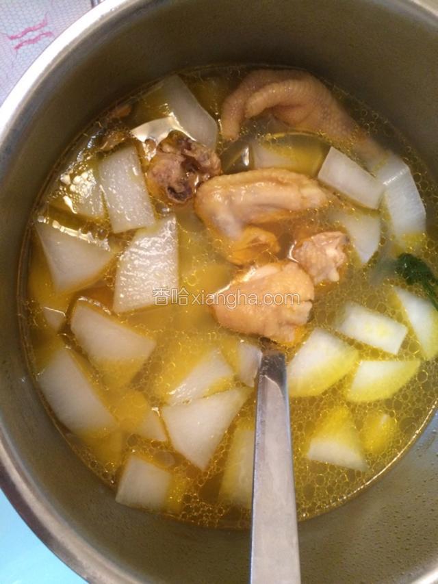 白萝卜鸡汤
