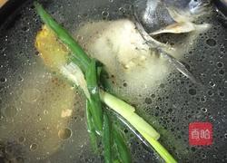 鲫鱼豆腐汤的做法图解3