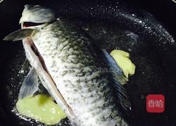 鲫鱼豆腐汤的做法图解2