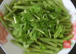 凉拌豆角的做法图解2