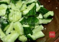 拍黄瓜的做法图解1
