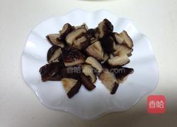 香菇肉末茄子的做法图解1