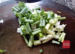 草菇炒肉的做法图解4