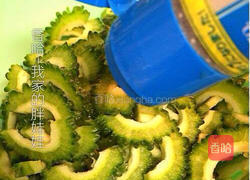 土豆炒苦瓜的做法图解1