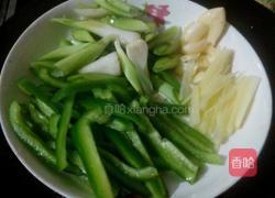 菜椒炒猪肚丝的做法图解3